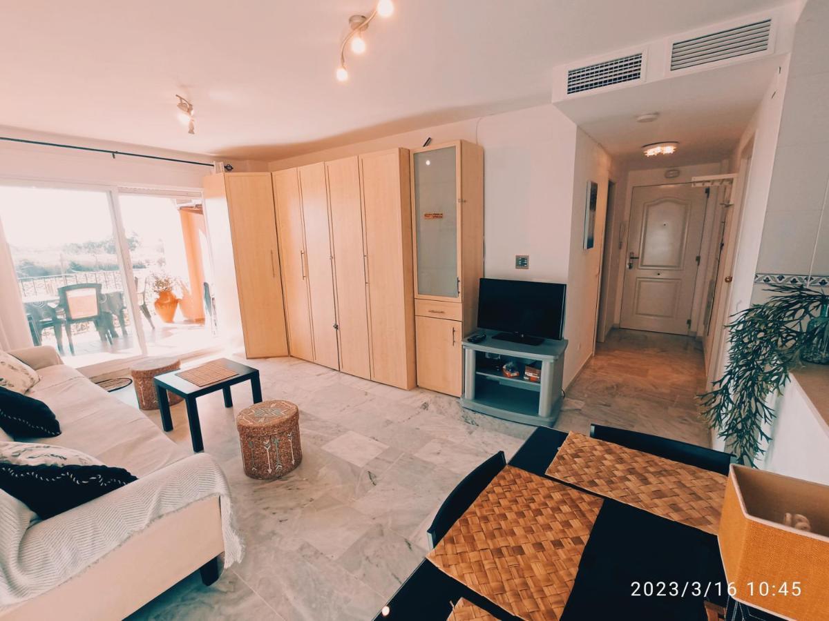 Apartamentos Los Hidalgo Golf Manilva Esterno foto