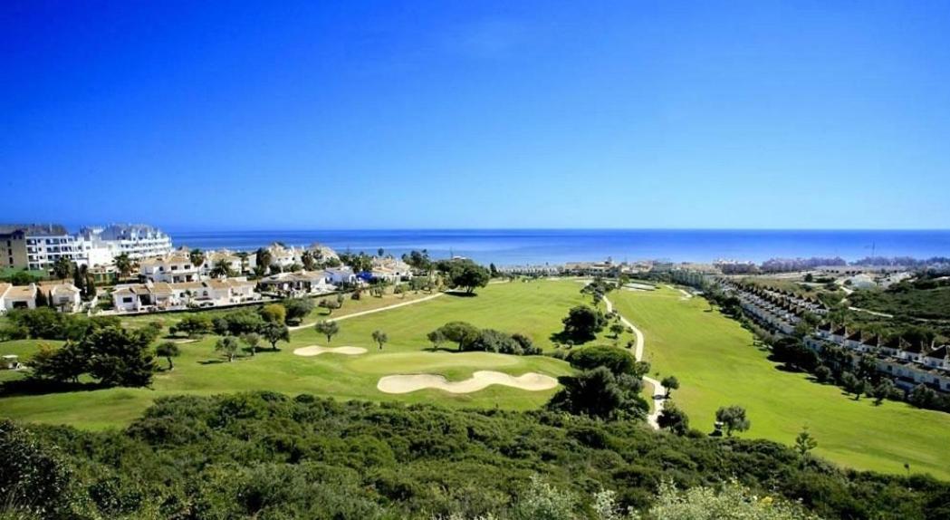 Apartamentos Los Hidalgo Golf Manilva Esterno foto