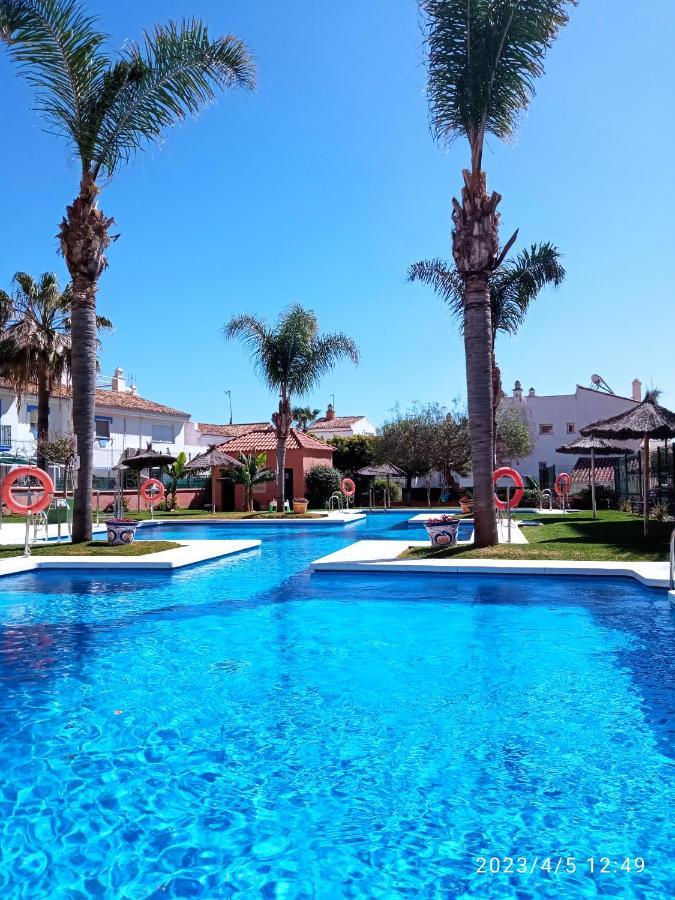Apartamentos Los Hidalgo Golf Manilva Esterno foto